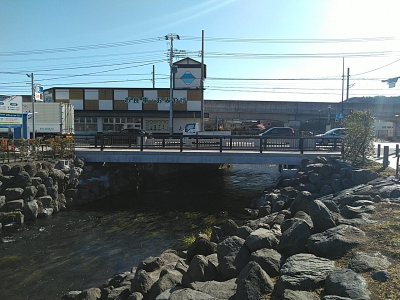 南神田橋側道橋完成