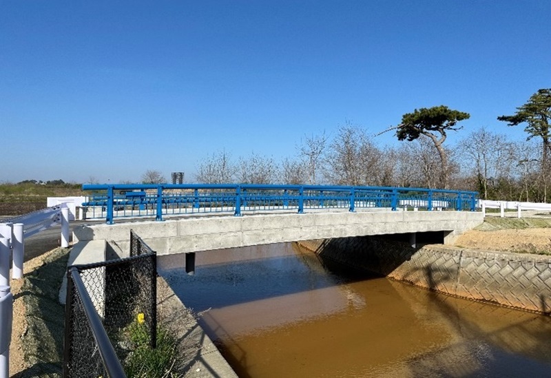 新浜海岸公園橋完成